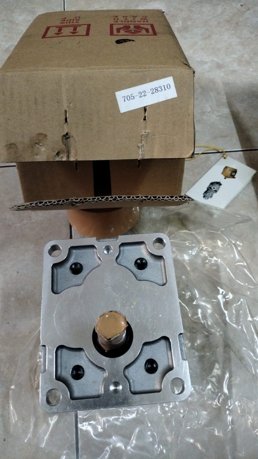 READY STOCK PUMP ASSY KOMATSU 705-22-28310 JAKARTA, BALIPAPAN, SAMARINDA